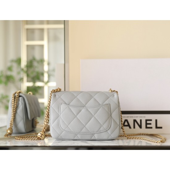  CHANEL Grey Quilted Leather Mini Sweetheart Flap Bag CHB027