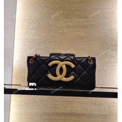  CHANEL Baguette Shoulder Purse CHB044