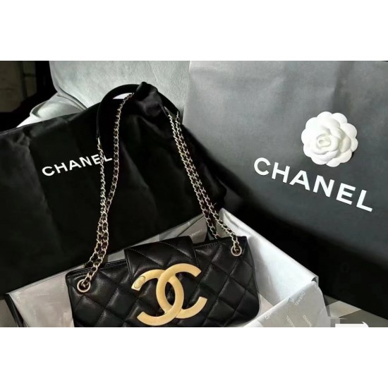  CHANEL Baguette Shoulder Purse CHB044