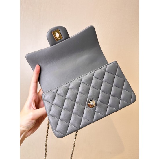  CHANEL Mini Handle 20CM AS2431 CHB045