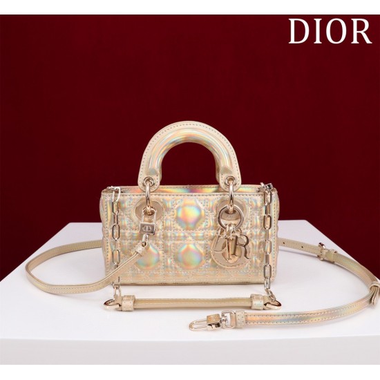 DIOR LADY D-JOY MICRO BAG DOB025