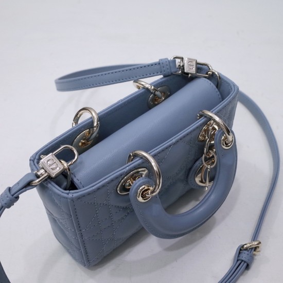 DIOR LADY D-JOY MICRO BAG DOB031