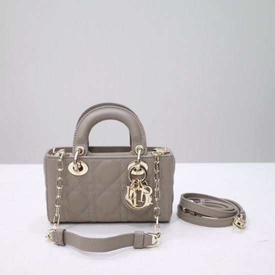 DIOR LADY D-JOY MICRO BAG DOB031