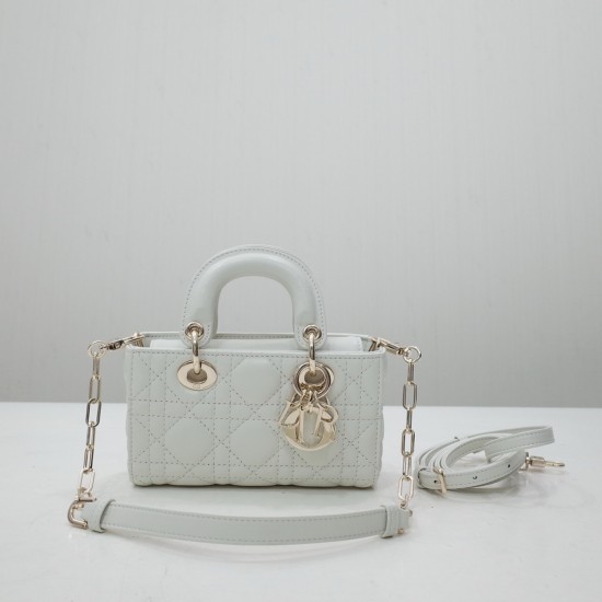 DIOR LADY D-JOY MICRO BAG DOB032