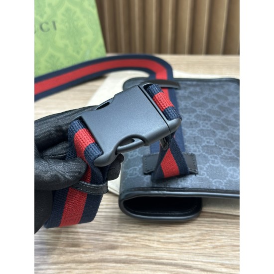 GUCCI GG Supreme 598113 GUB038