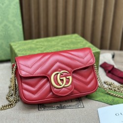 GUCCI  GG Marmont Matelasse Super Mini Bag GUB044