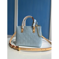 LOUIS VUITTON  Monogram Vernis Reade PM  LVB004