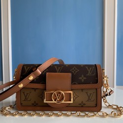 Louis Vuitton M44580 Mini Dauphine LVB012