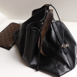 Louis Vuitton M25143 CarryAll Dark MM Black LVB031