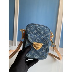  Louis Vuitton M82948 Fairfax Pochette Denim Blue LVB038