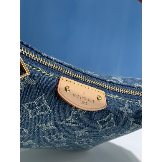 Louis Vuitton M82949 Hills Pochette Denim Blue LVB039