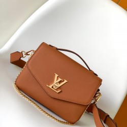 LOUIS VUITTON  M22952 Oxford LVB040