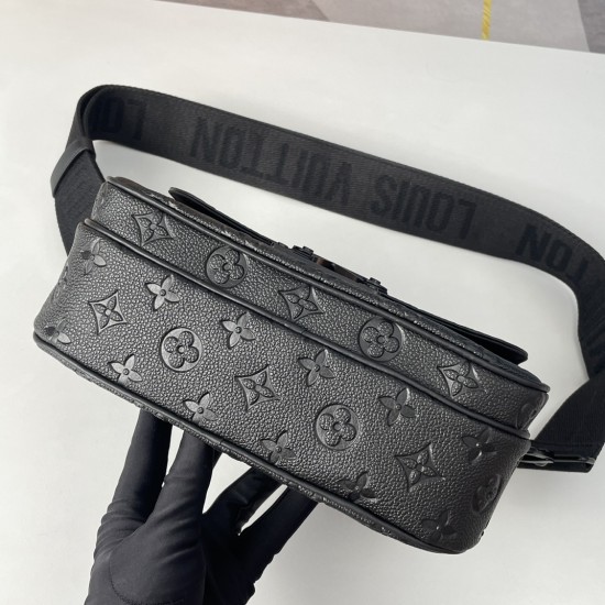 LOUIS VUITTON  M45806 S Lock Messenger LVB045