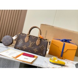 Louis Vuitton M46653 OnTheGo East West LVB050