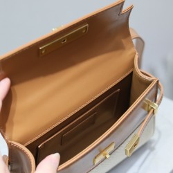 YSL ManhattanBox  YB047