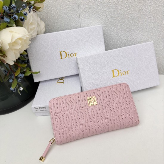 DIOR 7022 D0W001