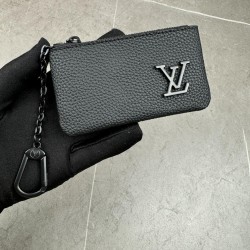 LOUIS VUITTON M62650 LVW001