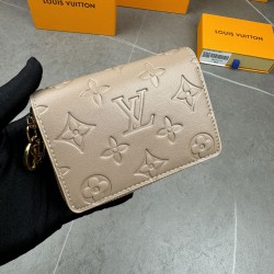 LOUIS VUITTON LVW008