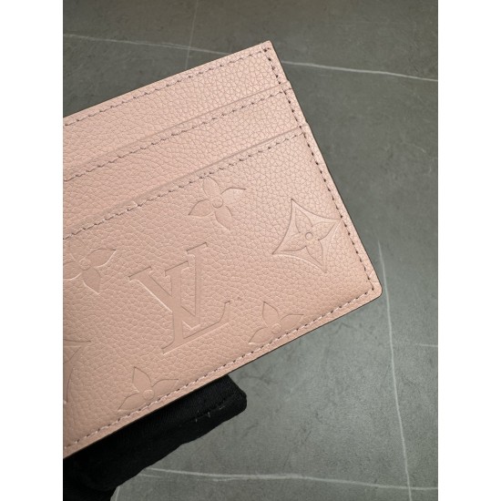 LOUIS VUITTON LVW011