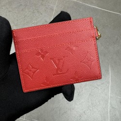 LOUIS VUITTON LVW011