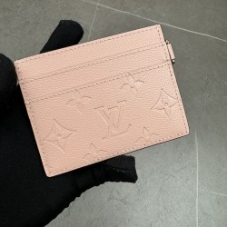 LOUIS VUITTON LVW012