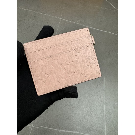 LOUIS VUITTON LVW012